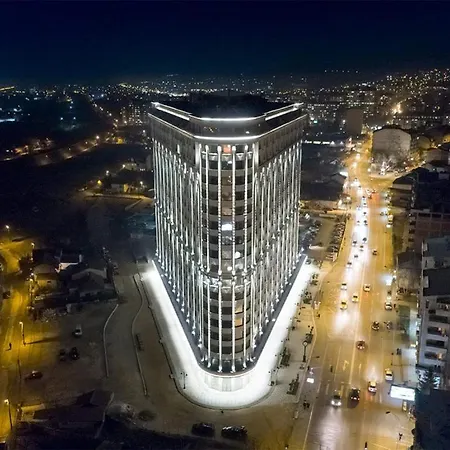 Lägenhet Royal In Flatiron Skopje